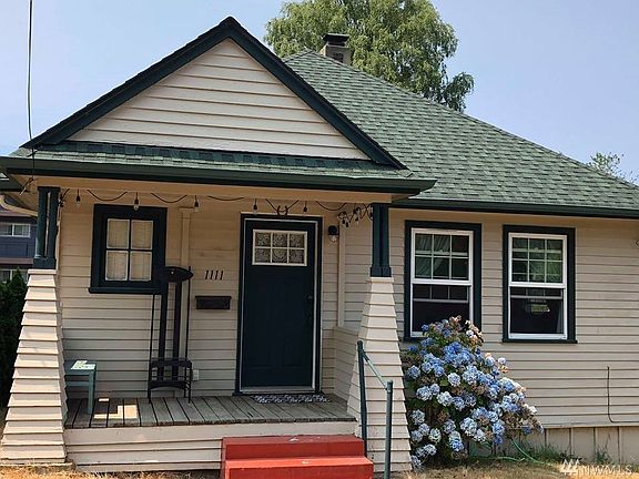 2nd image of 1111 Pleasant Ave