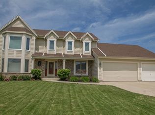 3788 W Jerelin Dr, Franklin, WI 53132