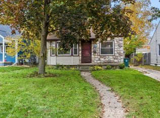 2717 Rochester Rd, Royal Oak, MI 48073