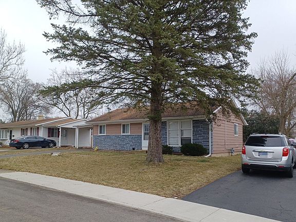 2nd image of 917 Chippewa Cir