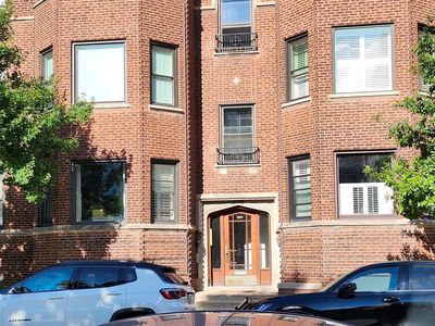 3519 N Pine Grove Ave APT 1S, Chicago, IL, 60657