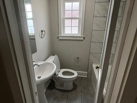 4th image of 217 S South St APT 2