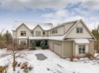 1114 Ledgewood Dr, Williston, VT 05495