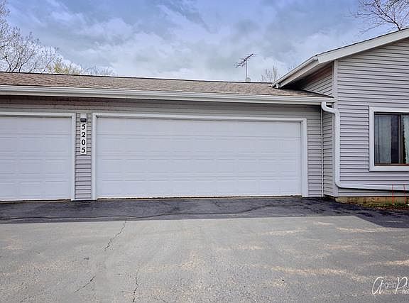 3rd image of 5205 Woodmar Ct APT A