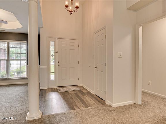 5th image of 1244 Pinnacle Drive