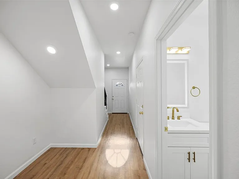 6719 Roanoke St #A — Photo 3