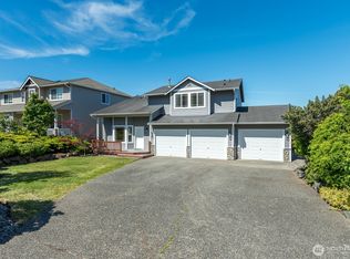 8 80th Dr NE, Lake Stevens, WA 98258