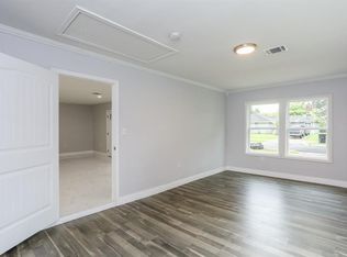 951 Oak Meadows St, Houston, TX 77017