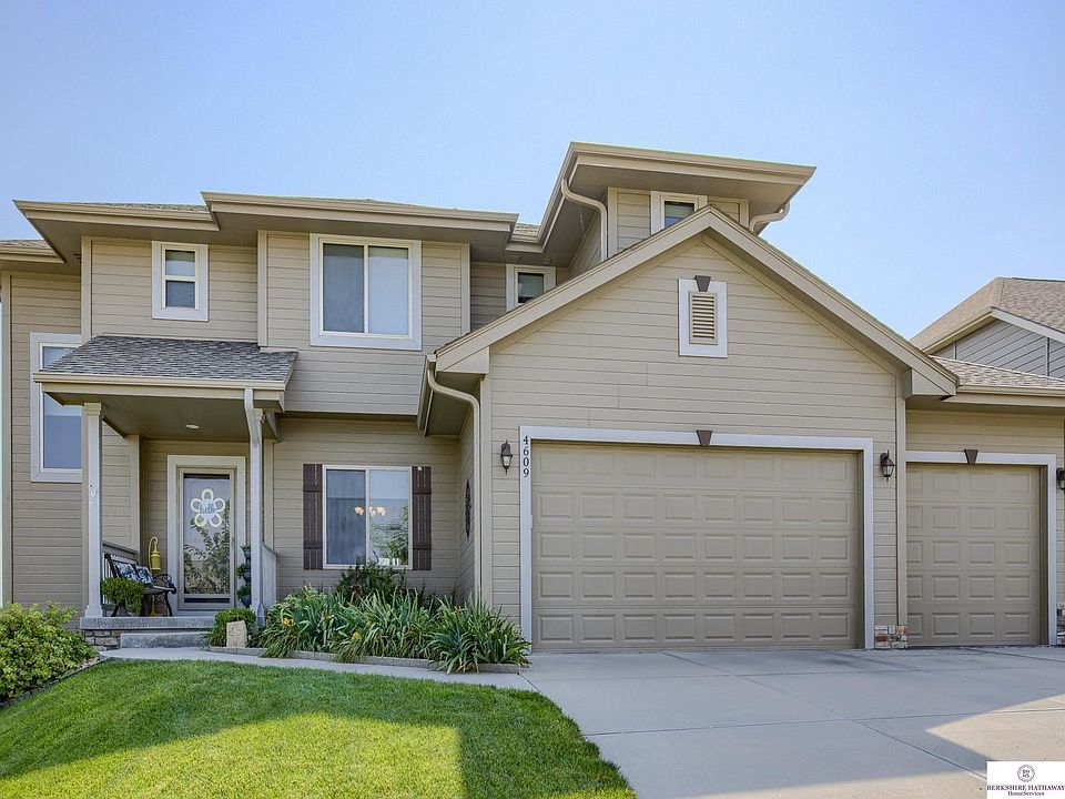 1st image of 4609 N 175th St