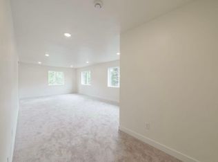 439 Idaho St #2, Anchorage, AK 99504
