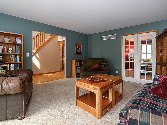 4th image of 6926 Kingsley Cres