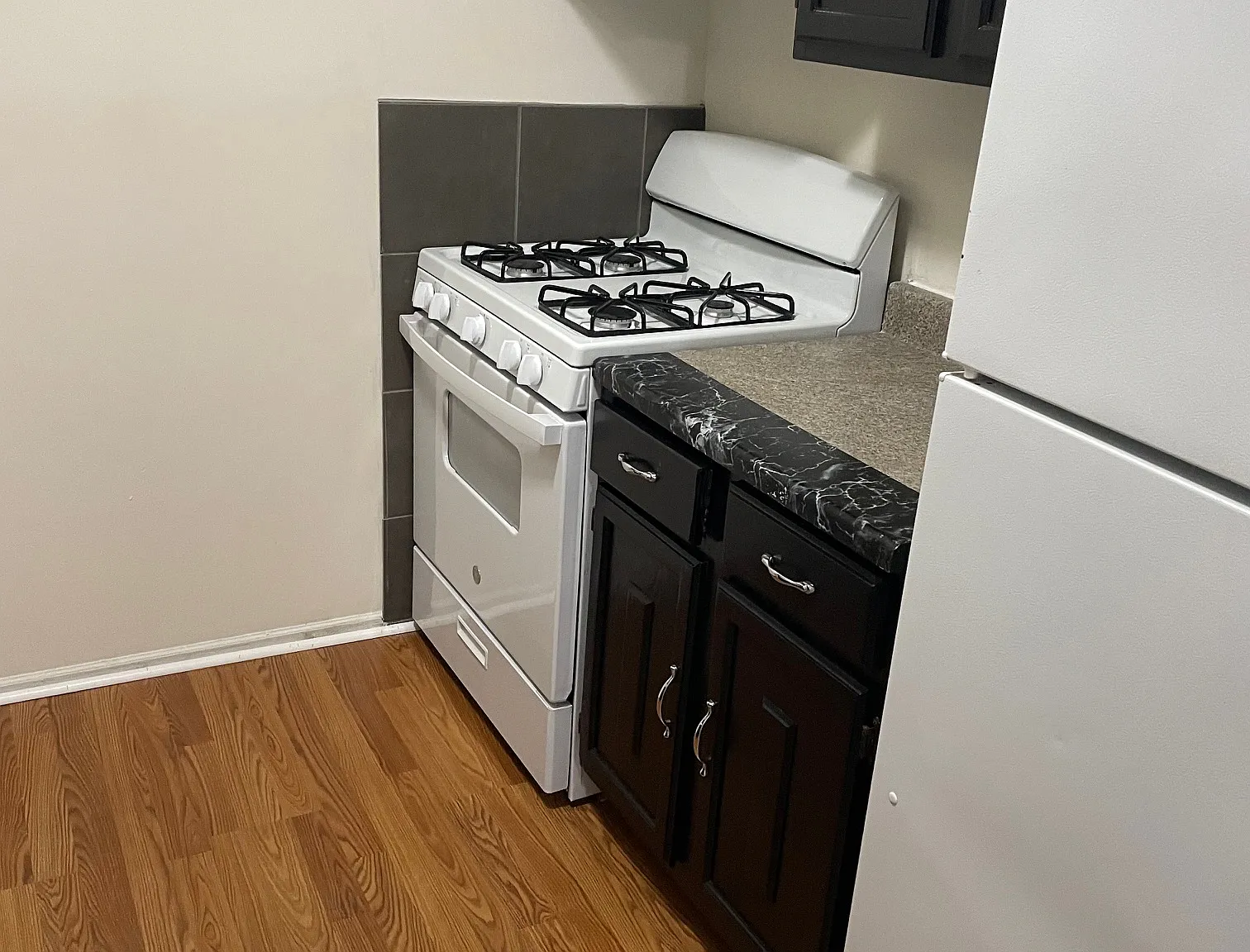 2 bed, 900 sqft, $1,650 — Photo 4