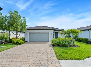 2244 Yellowfin Cir, Naples, FL 34114