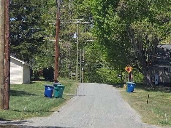 4th image of 603 Mangum Rd