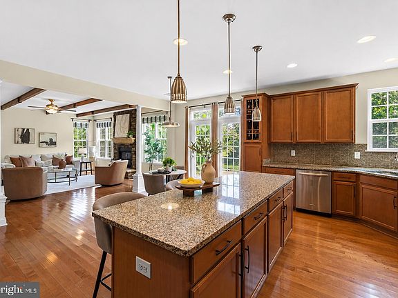3rd image of 22800 Calderwood Ln