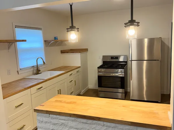 2827 Polk St NE #2, Minneapolis, MN 55418