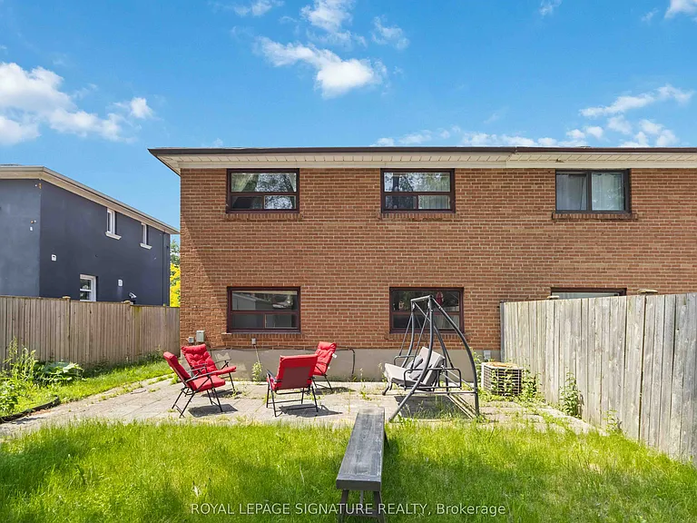 143 Rodda Blvd — Photo 2