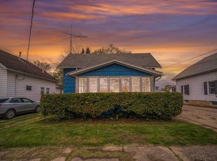 812 Eaton St, Jackson, MI 49202