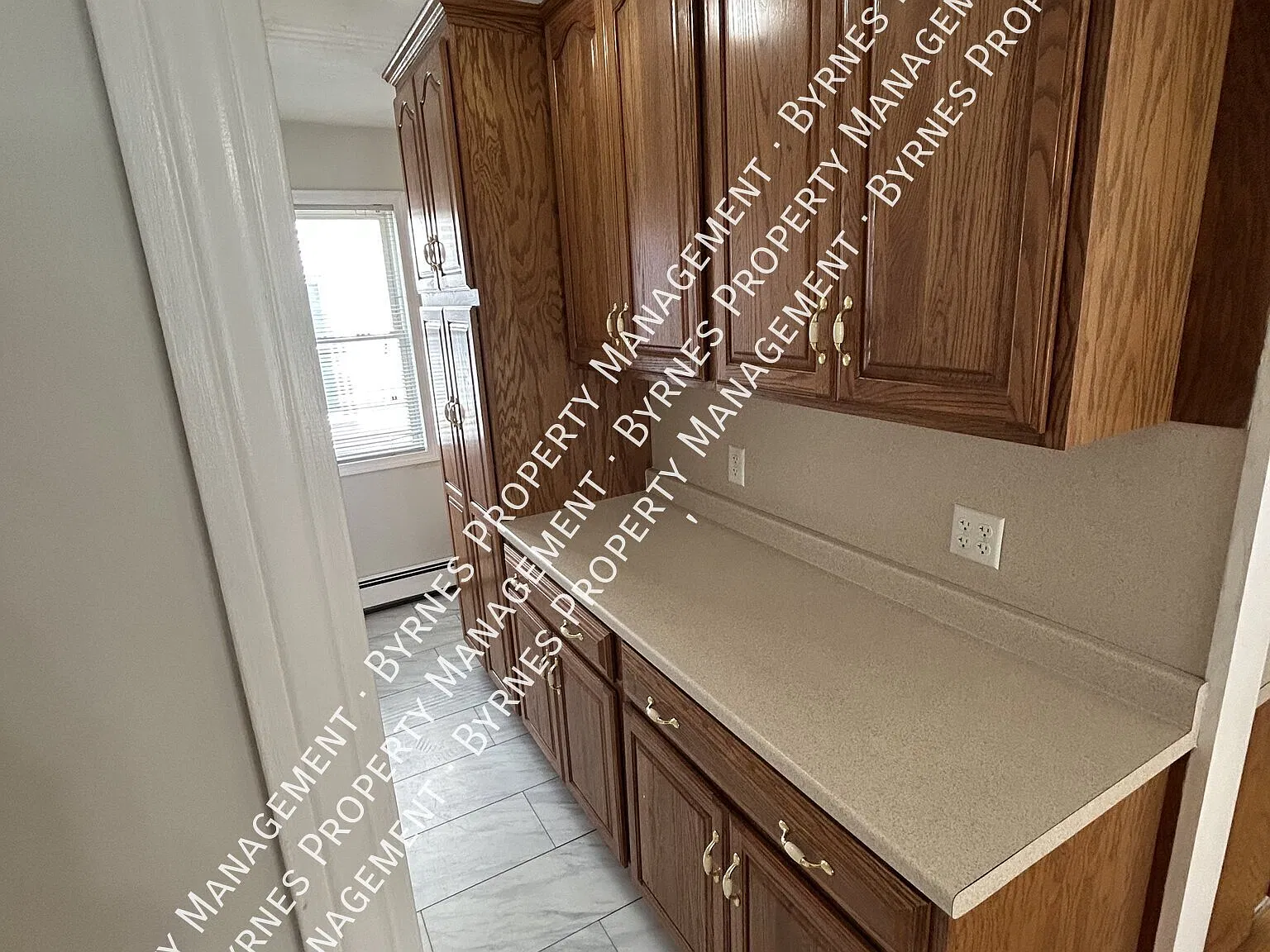 3 bed, $2,200 — Photo 4