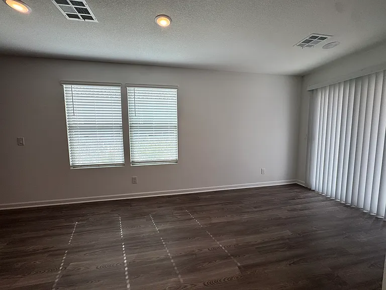 2800 Steamship Dr — Photo 11