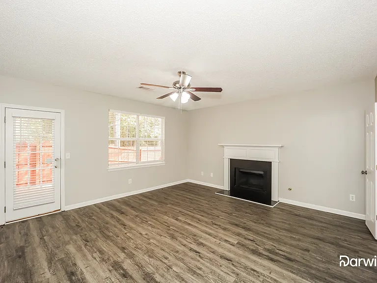 5647 Sapphire Cir — Photo 9