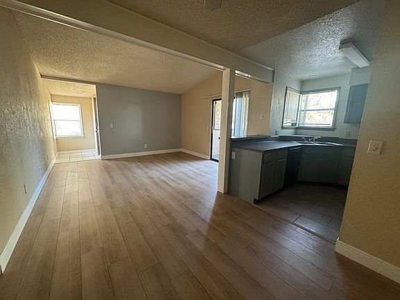 5th image of 3002 Antique Oaks Cir APT 102