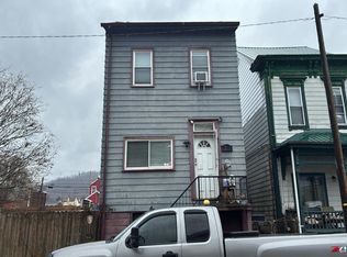 4237 Wood St, Wheeling, WV 26003