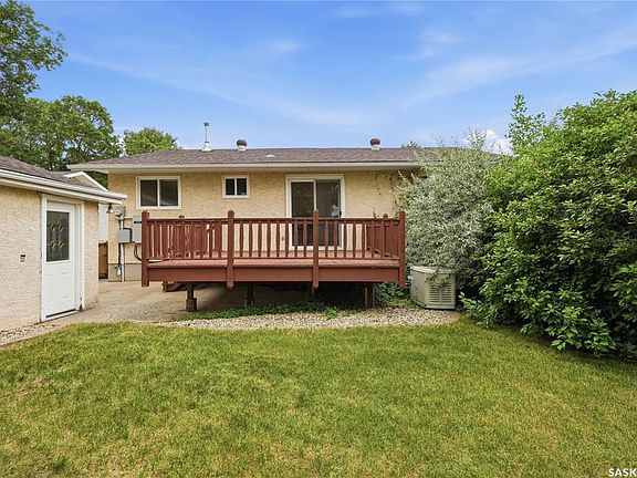 5th image of 19 Thomson AVENUE