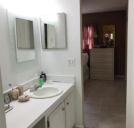 5th image of 1428 SE 4th Ave APT 243