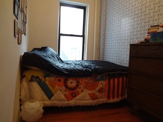 Rented by City Heights Realty | media 37