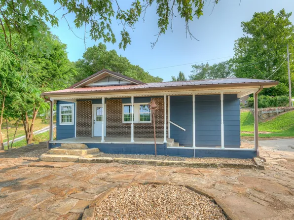 1707 Valley View, Seneca, MO 64865