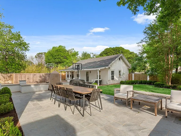 410 Rice Ave — Photo 42