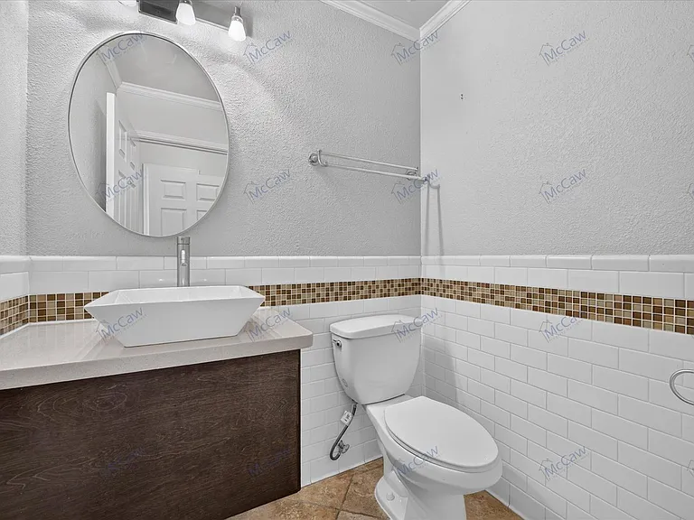 333 Stately Oak Ln — Photo 25
