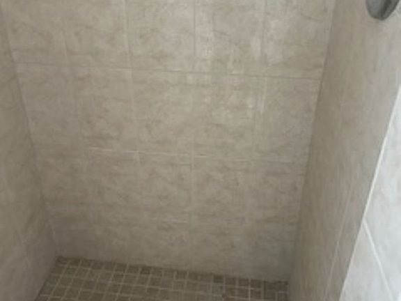 3rd image of 6775 1/2 49th Ave N #B84be7634