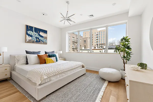 Sold by Compass | media 10