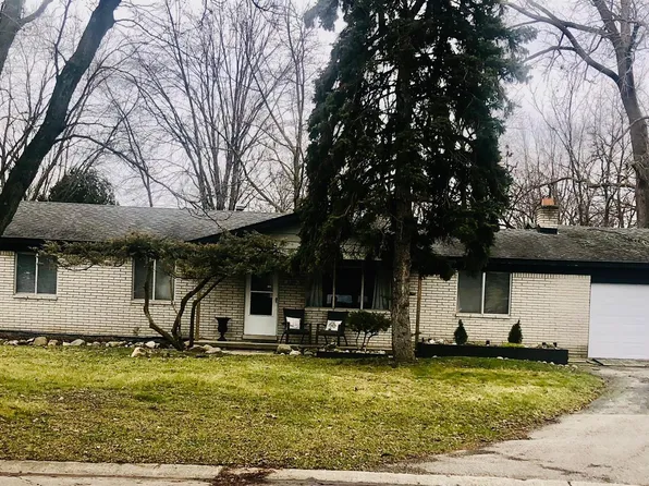 455 Paragon Dr, Troy, MI 48098