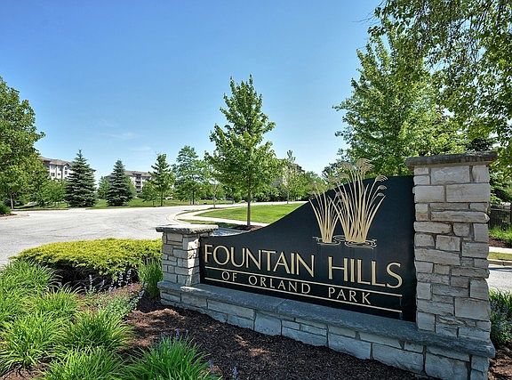 2nd image of 11131 Waters Edge Dr Unit 2B