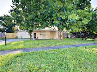 1117 N Saturn Ave, Clearwater, FL 33755