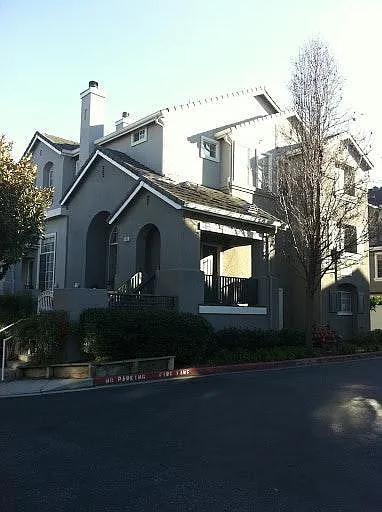 Nice Corner Unit