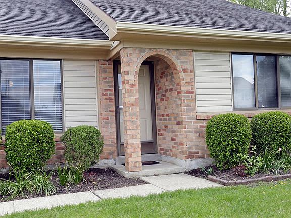 2nd image of 3997 Forest Green Dr