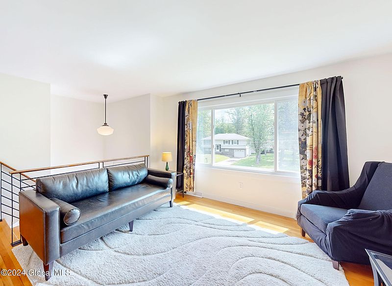 2nd image of 19 Eberle Road