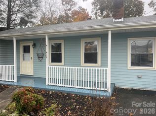 243 Governors View Rd, Asheville, NC 28805