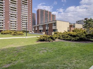 8 Crescent Town Rd #409, Toronto, ON M4C 5L3
