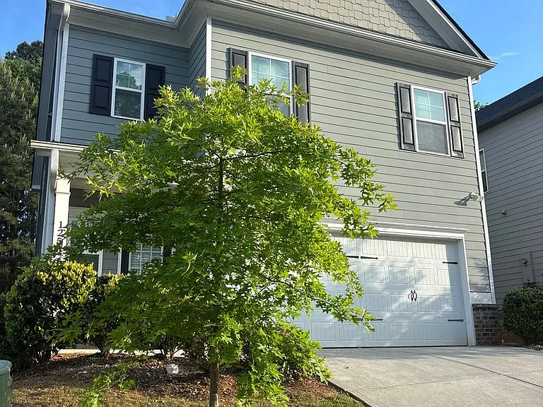 1256 Towne Square Ct — Photo 1