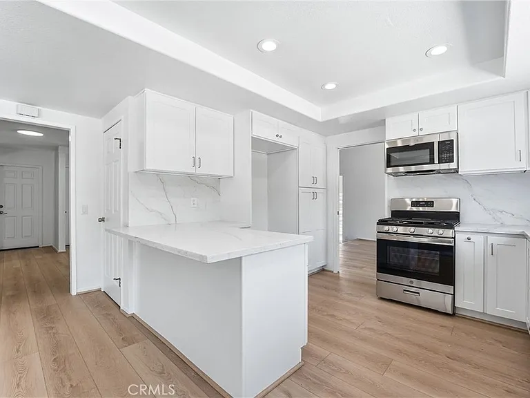 845 Woodcrest Ave — Photo 4