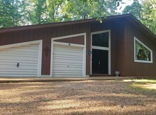 1099 Merry Valley Dr, Columbus, MS 39705