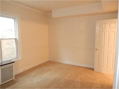 2nd image of 6727 N Artesian Ave