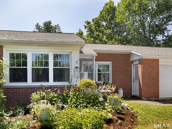 5th image of 119 Bragg Street