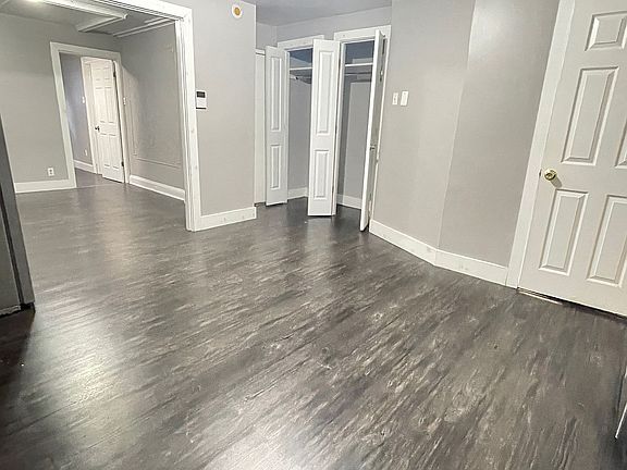 2nd image of 130 Hart St APT 1