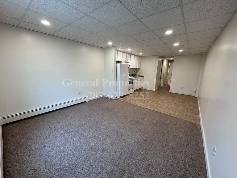 584 Riverside Dr #24 — Photo 2